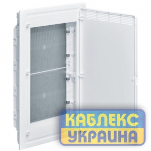 Щит 4-рядний для ММ-обладнання, внутрішній, білі пластикові перфоровані двері, GOLF  Розмір 460*688*98 IP20